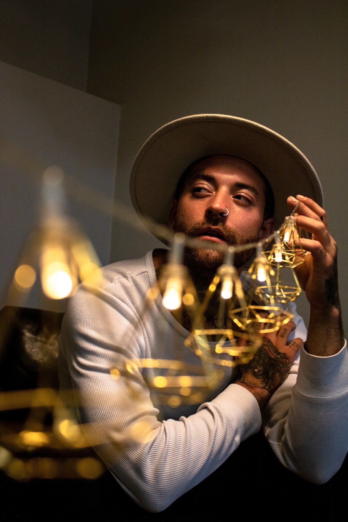 carousel-hero-element image-3