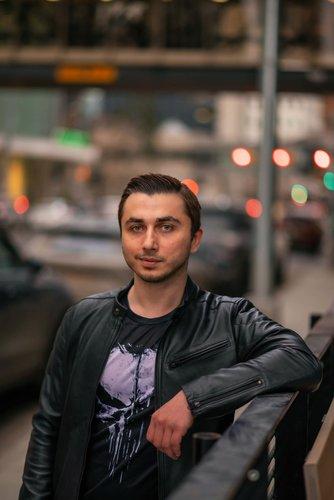 mobile - carousel-hero-element image-0
