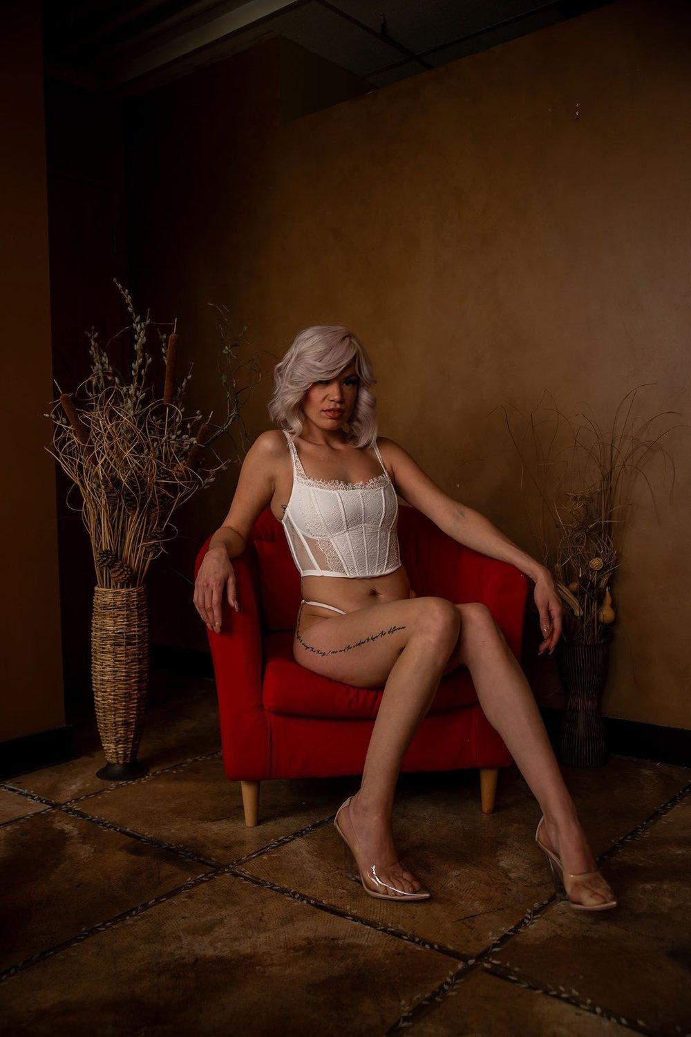 carousel-hero-element image-2