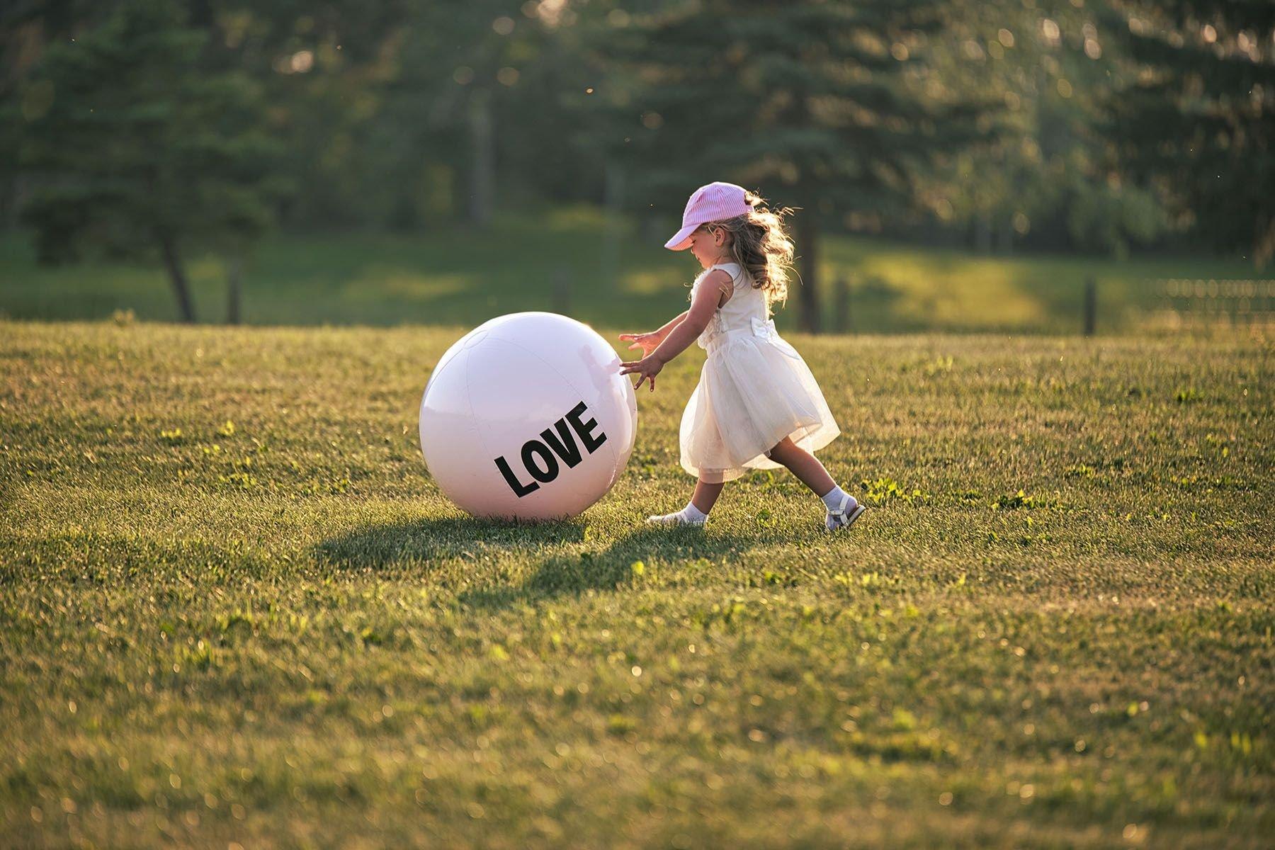 carousel-hero-element image-0