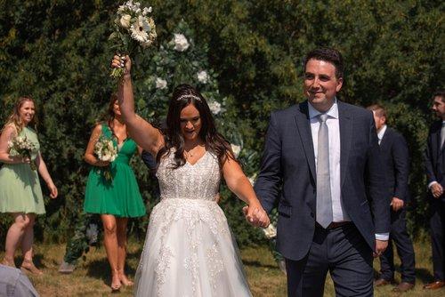 mobile - carousel-hero-element image-7