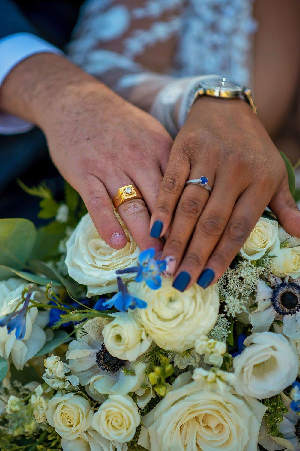 carousel-hero-element image-4