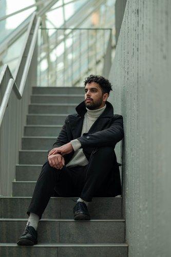 mobile - carousel-hero-element image-4