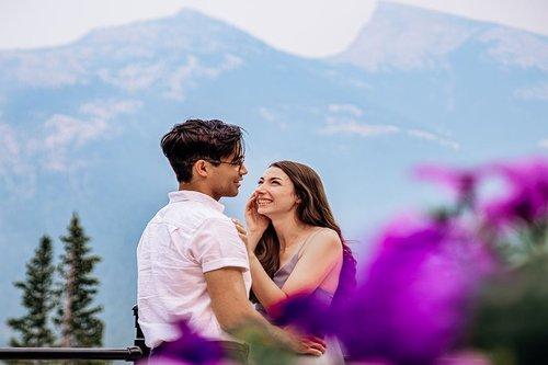 mobile - carousel-hero-element image-0