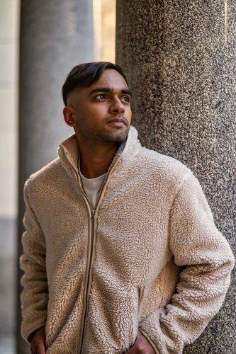 mobile - carousel-hero-element image-5